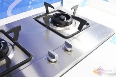 內旋拋物線火 美的燃氣灶Q869爆炒必備，引領爐灶節能科技開發新潮流